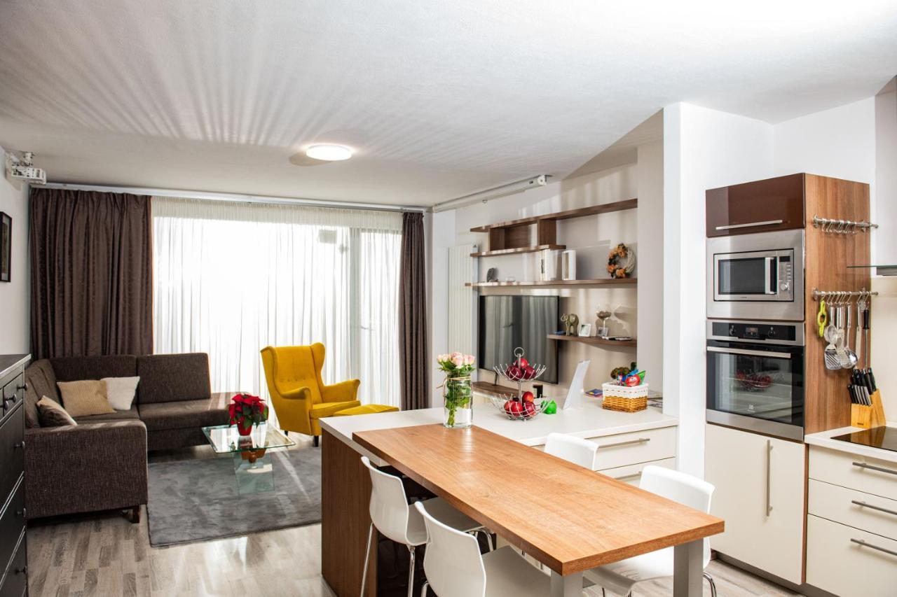 Forest Park Garden Apartment Bratislava Exterior photo